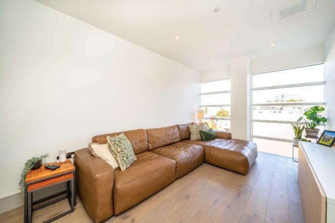 Clapham Road, Stockwell photo 4