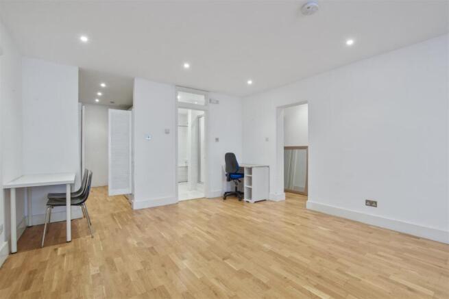 12-b6d6GCPMSC - 7a Canfield Place - Reception 3 -O