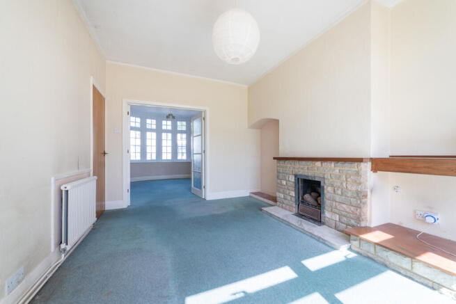 Park Crescent, Enfield photo 4