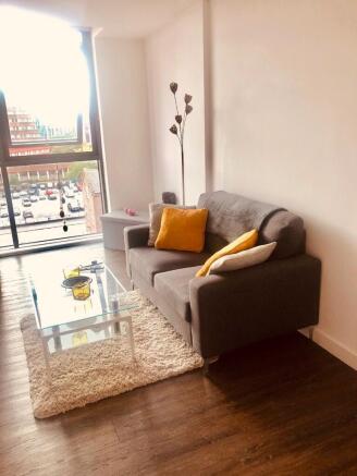 1 bed Apartment to rent Image 9