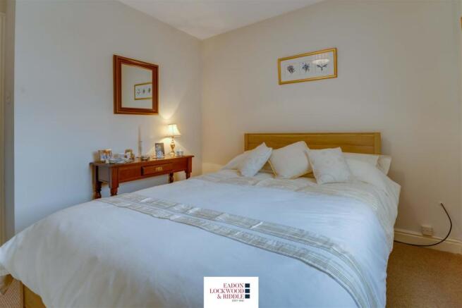 Bedroom 2-2.jpg