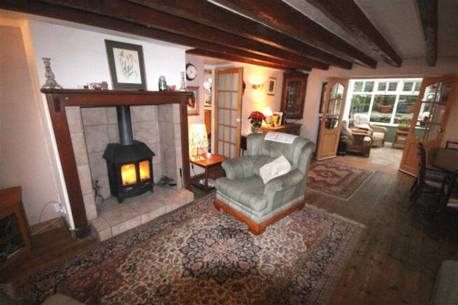 Further Lounge Image