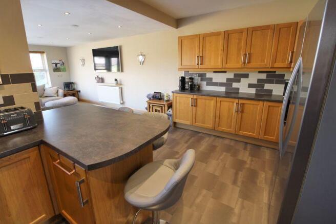 Kitchen into F...