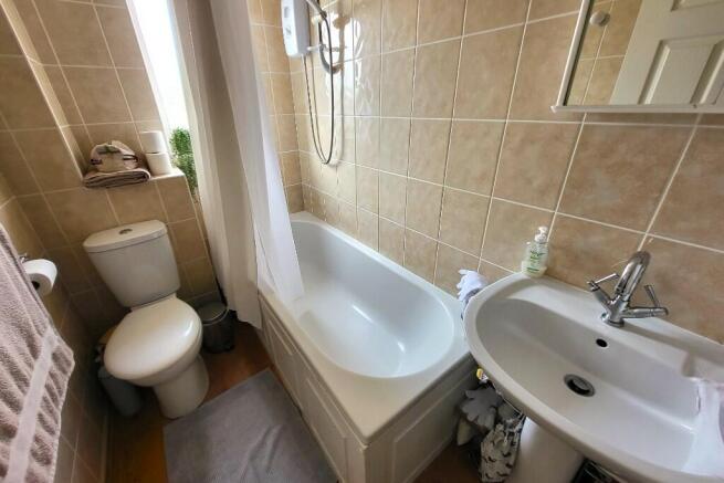 Modern Bathroom 