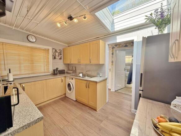 Kitchen to entrance hallway