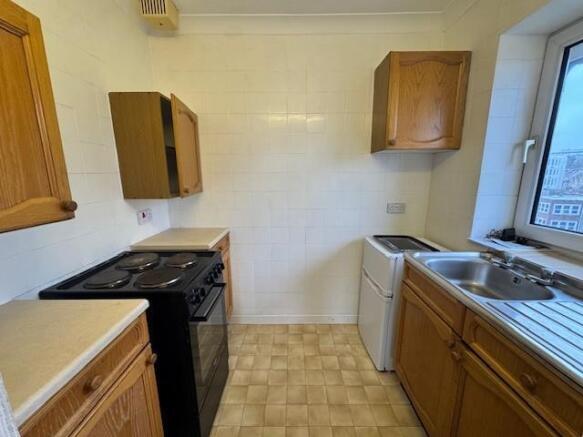 38 ST PETERS COURT.jpg