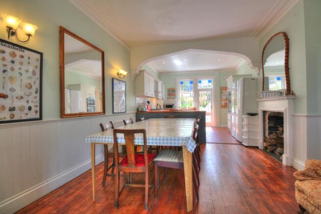 Dining Area/Kitchen
