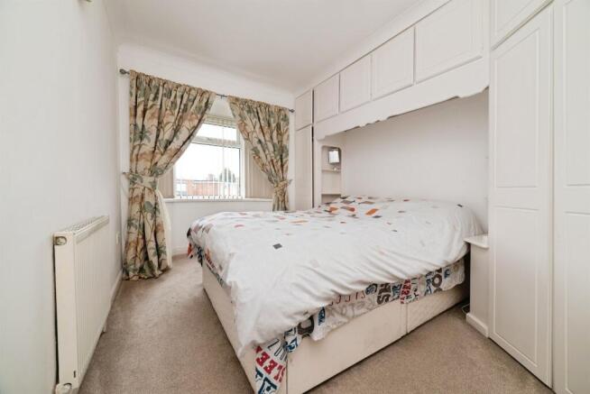 3 bed Semi-Detached for sale Image 8