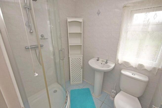 1 bed Detached for sale Image 8