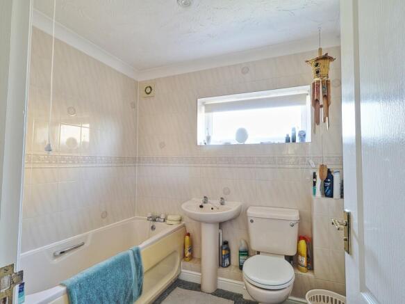 Photo 13