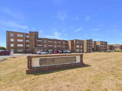 Kings Court, Brighton Road, Lancing, BN15 8EY