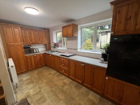 4 bed Terraced for sale Image 7