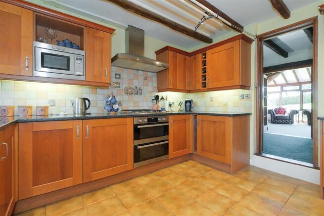 Parry Trehane Cottage-37.jpg