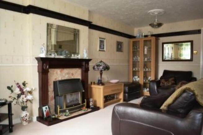 Lounge RE