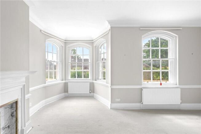 8 bed Detached for sale Image 7