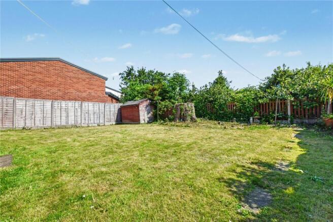 4 bed Detached for sale Image 8