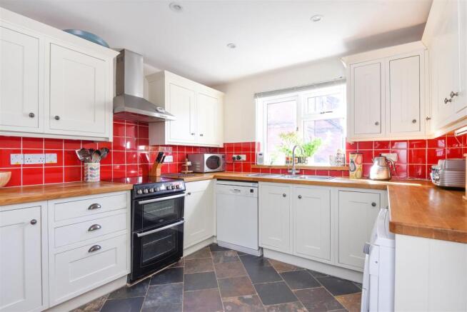 Kitchen / Breakfast Room