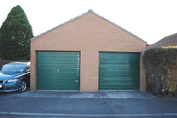 Double Garage / Parking