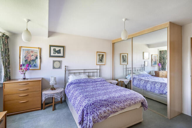 3 bed Semi-Detached for sale Image 11
