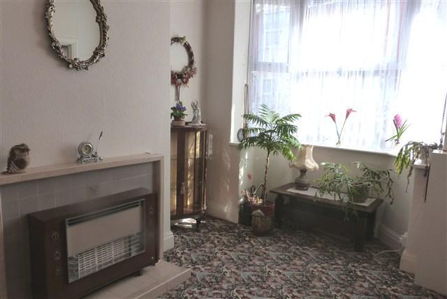 SITTING ROOM