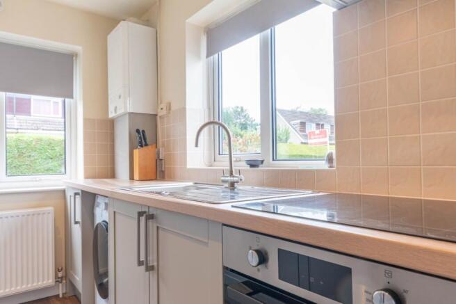 2 bed Bungalow for sale Image 8