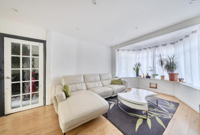 1437101-16-69e249...