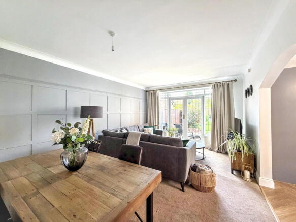 3 bed Semi-Detached for sale Image 11