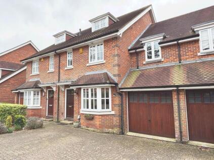 The Lawns, Porters Park, WD7