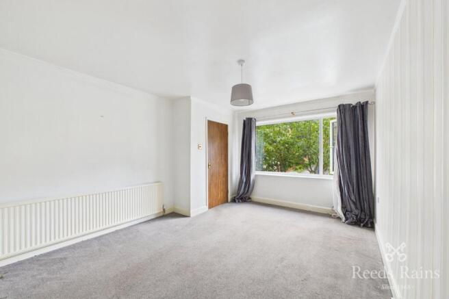 3 bed Semi-Detached to rent Image 4