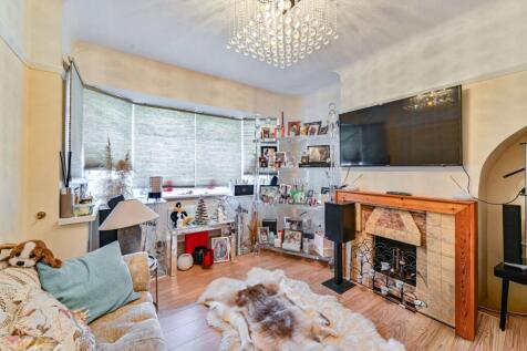 Longhill Road, Catford, London, SE6