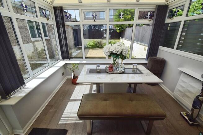 3 bed Semi-Detached for sale Image 6