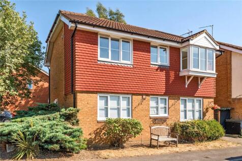 Sullivans Reach, Walton-On-Thames, KT12