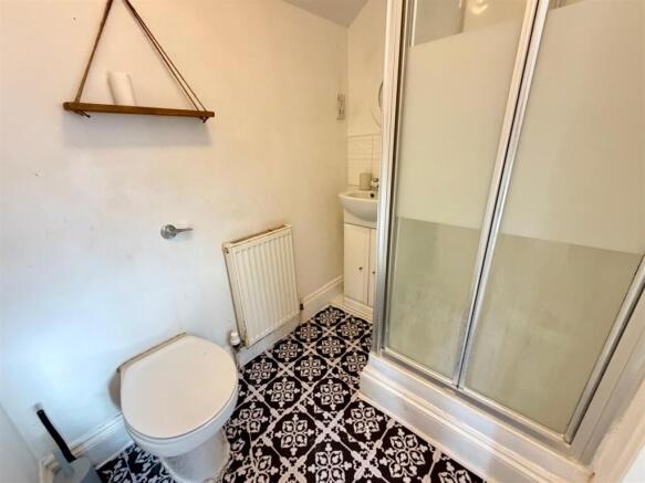 3 bed Terraced for sale Image 8