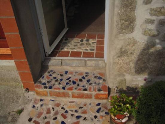FRONT DOOR STEP