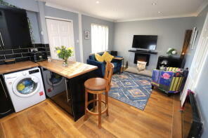 15, Barrett Court, Bury BL9 7PL