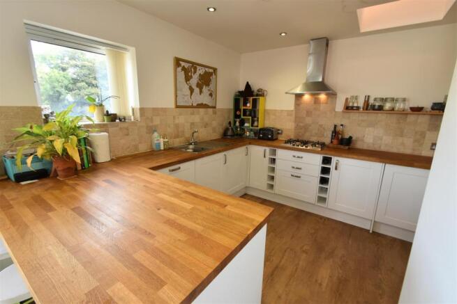 Living/dining/kitchen