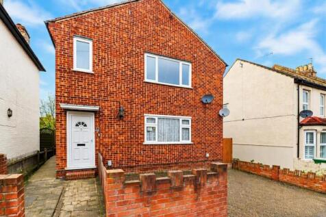 Ripley Road, Belvedere, DA17