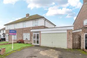 16, Lodge Close, Uxbridge UB8 2ES