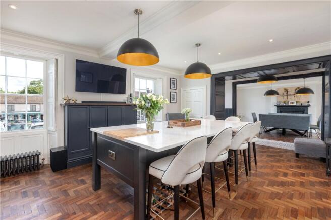 6 bed Terraced for sale Image 4