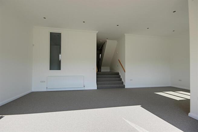 Living Room 2.jpg