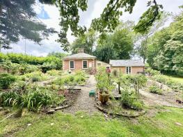 Chepstow Lodge, Track From A40 To Highnam Wood, Highnam, Gloucester GL2 8DF