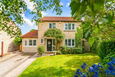 Milnthorpe Close, Bramham, Wetherby, West Yorkshire, LS23