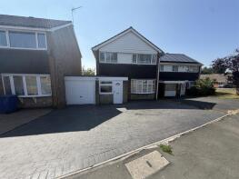 60, Woodbury Road, Halesowen B62 9AW