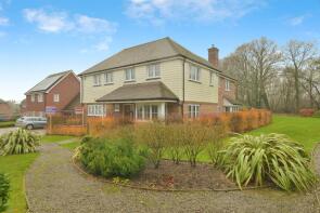 15, Millfields Place, Ashford TN26 3AA