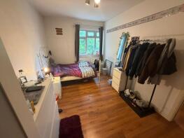 Flat 25, Avington Court, Old Kent Road, London SE1 5NF