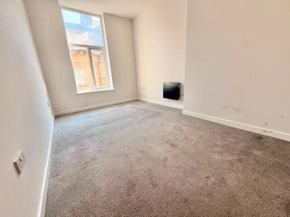 1 bed Apartment to rent Image 5
