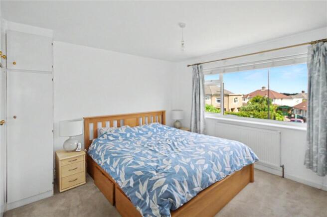 4 bed Detached for sale Image 9