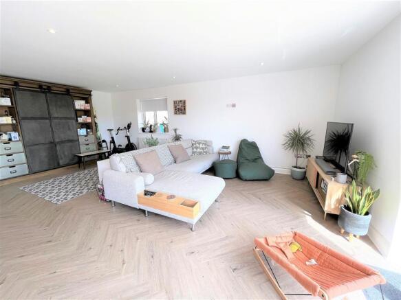 Lounge Area