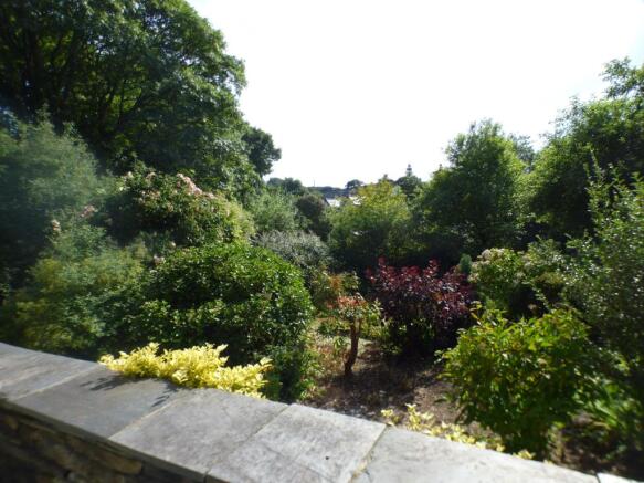 GARDEN VIEWS