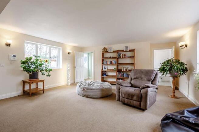 8445841-interior19-800.jpg